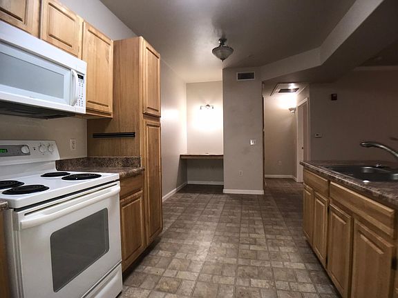 4th image of 501 Gibson Dr APT 1111