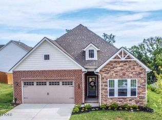 471 Sugar Maple Trl, Lenoir City, TN 37771