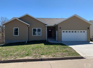 610 N Adams Ave, Ottumwa, IA 52501