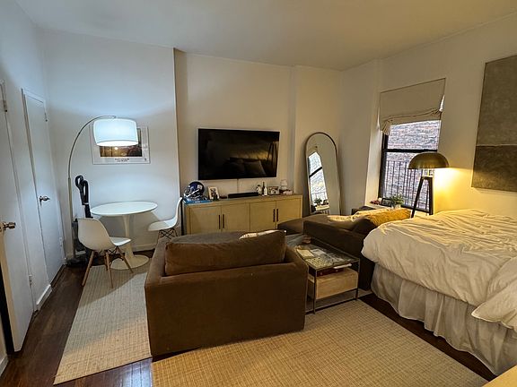 2nd image of 102 E 31st St APT 4C