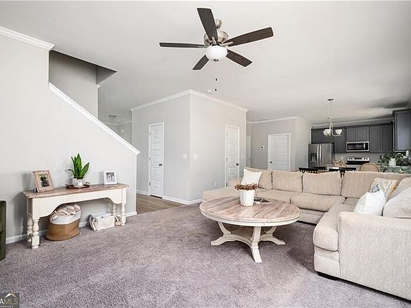 5th image of 397 Belmont Ln