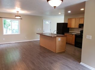 3626 McDougall Dr TRLR 11, Billings, MT 59101