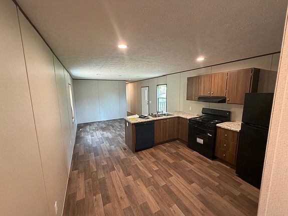 4th image of 6585 Tennessee Ridge Rd #13