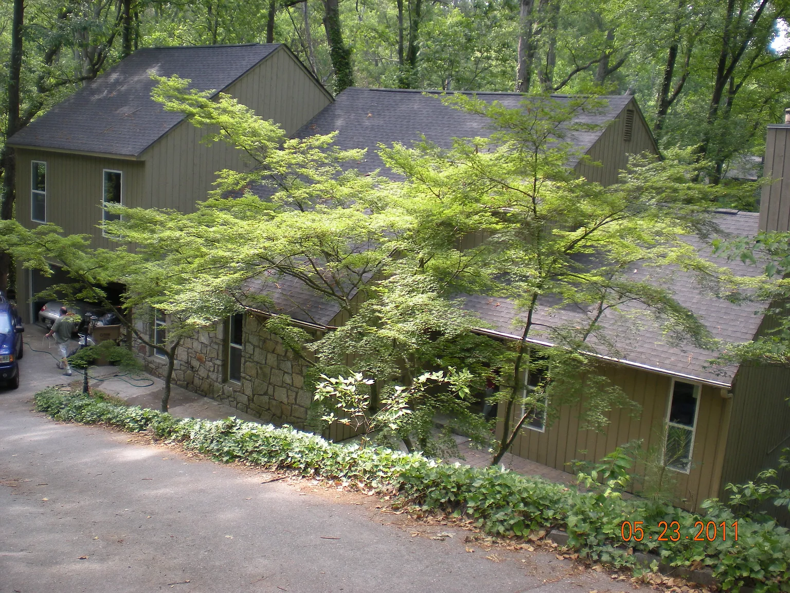 6 bed, 3822 sqft, $4,000 — Photo 1