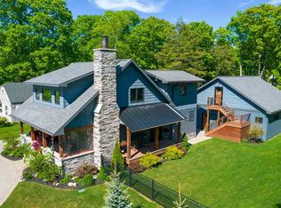 208 Alice St, Charlevoix, MI 49720