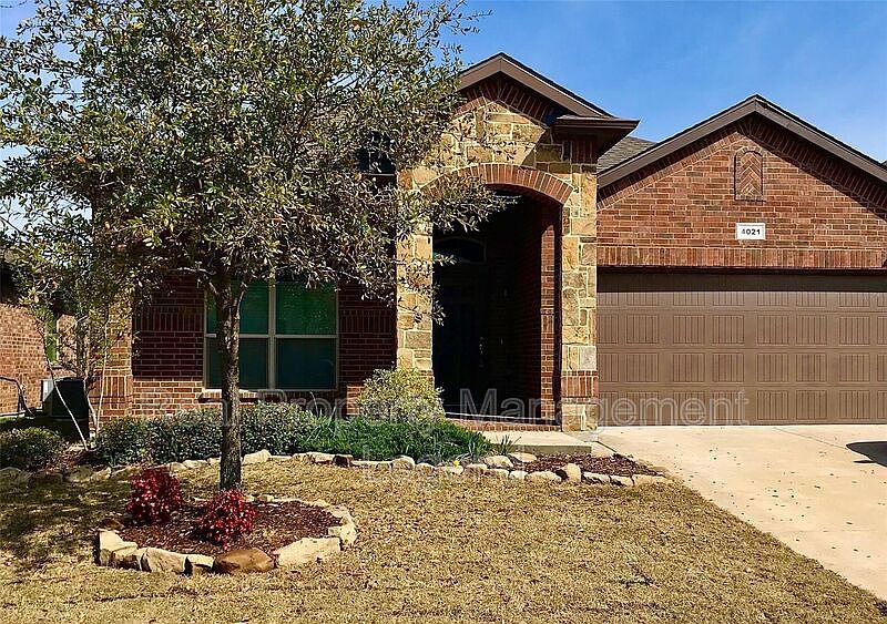 1st image of 4021 Lazy River Ranch Rd