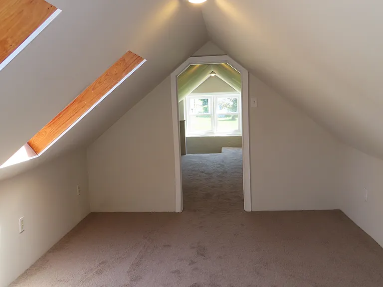 1008 Reading Ave — Photo 38