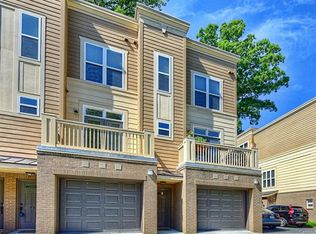 239 N Dotger Ave APT F11, Charlotte, NC 28207