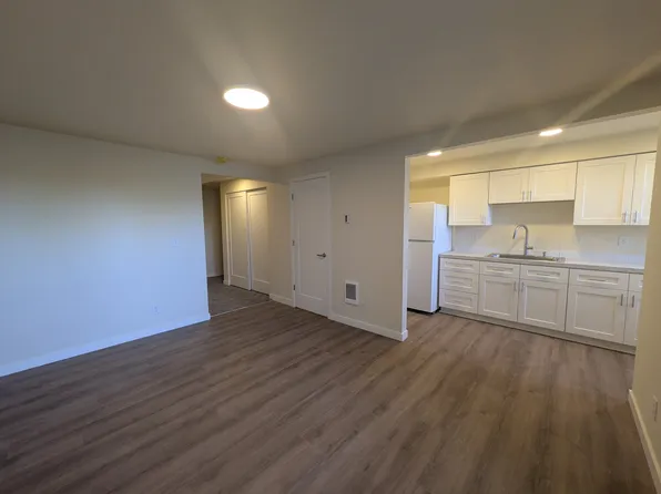 715 Pacific Ave, Bremerton, WA 98337