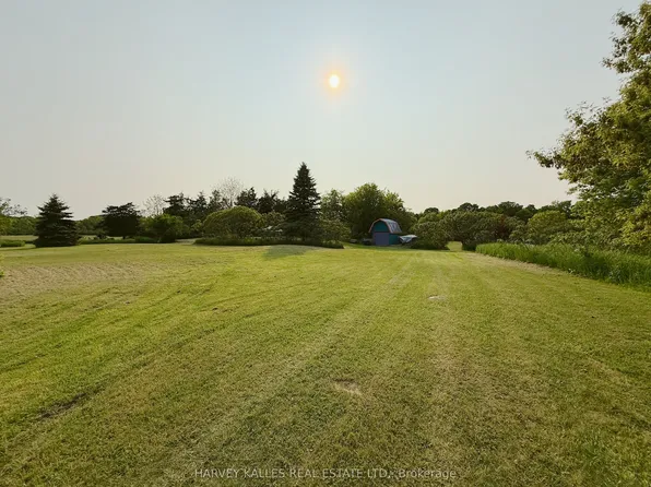 1032 County Road 13 Rd, Prince Edward County, ON K0K 2P0