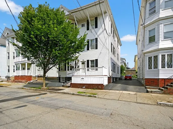 113 Eugenia St, New Bedford, MA 02745