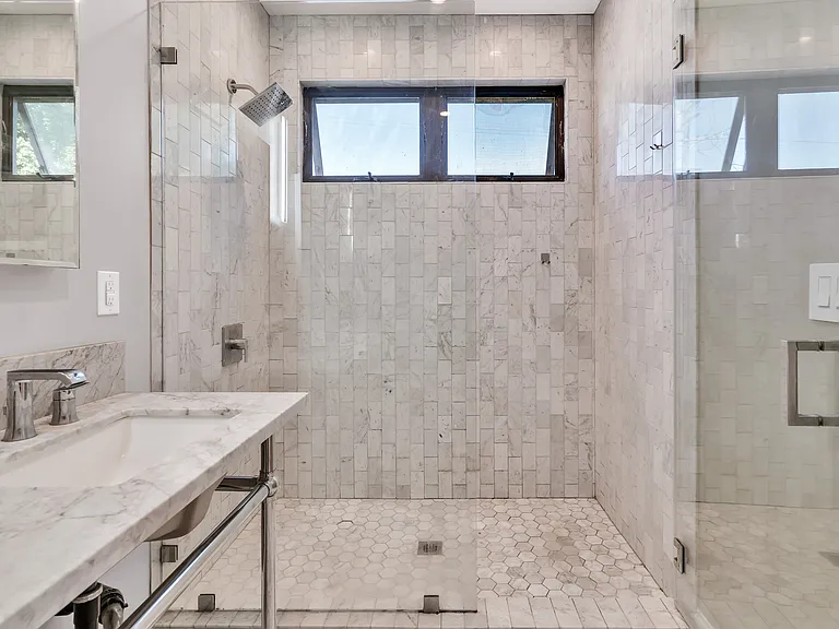 1275 S Cloverdale Ave #1 — Photo 22