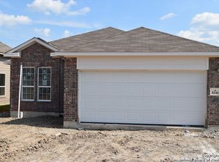 8240 Robin Gate, Selma, TX 78154