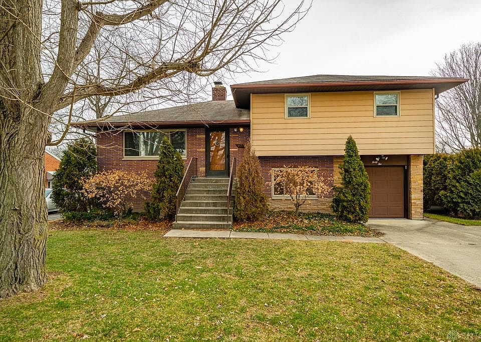 1st image of 42 Elm Hill Dr