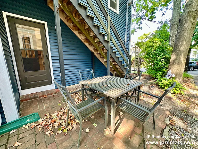 294 Chestnut Ave #1 — Photo 6