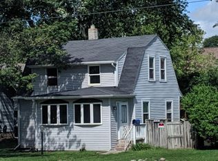 2308 E State St, Rockford, IL 61104