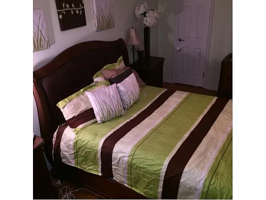 Sold by Century 21 Mizrahi Realty | media 9