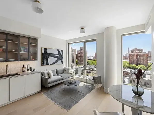 222 Broadway #10A, New York, NY 10002