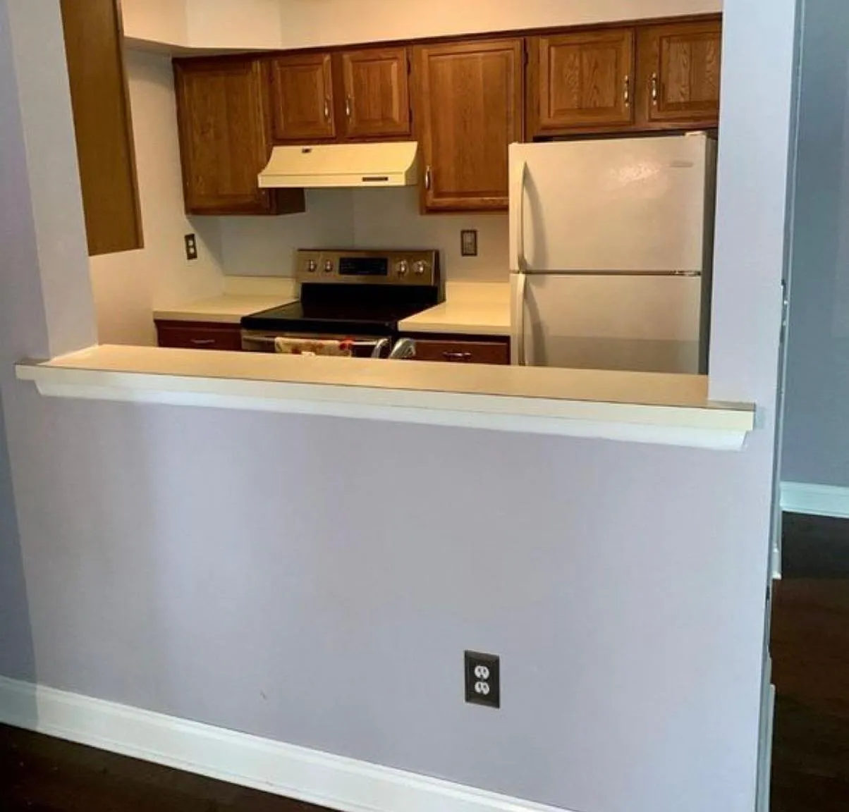 2 bed, 950 sqft, $2,100 — Photo 3
