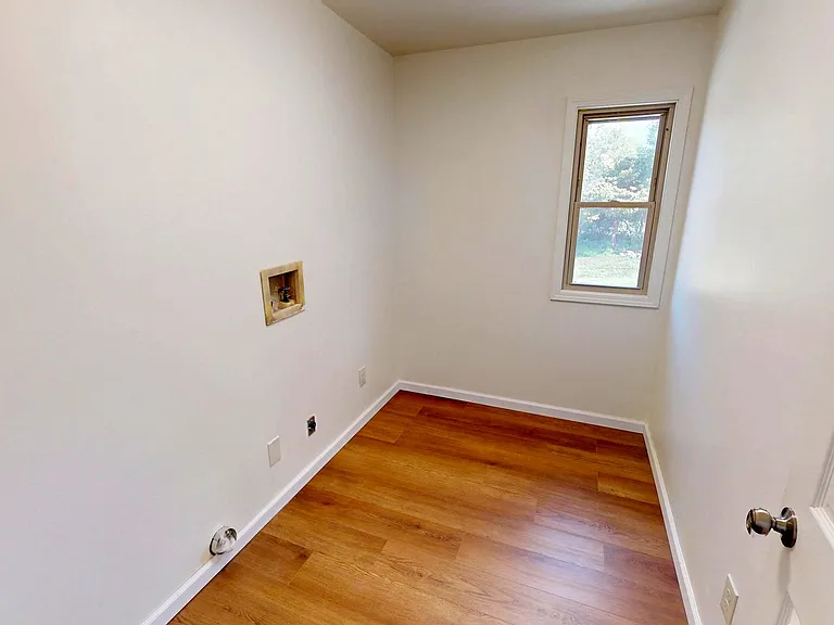 424 Bridge View Rd — Photo 11