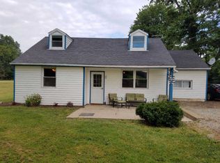 1642 Fay Rd, Goshen, OH 45122