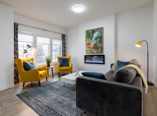 20818 15a Ave NW, Edmonton, AB T6M1L5
