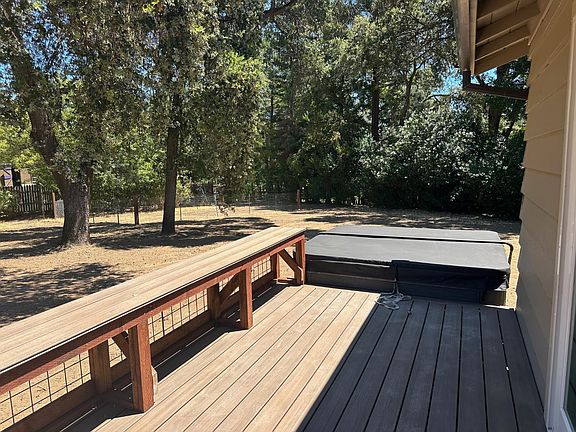 3rd image of 4151 Bonanza Way