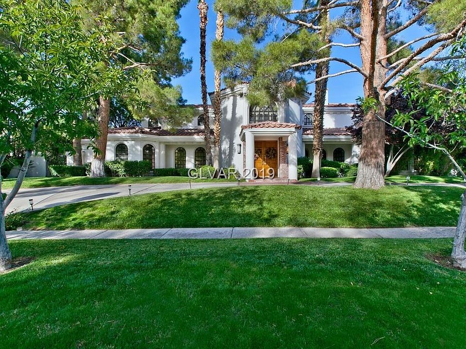 Guard gated Quail Ridge in Green Valley/Henderson.