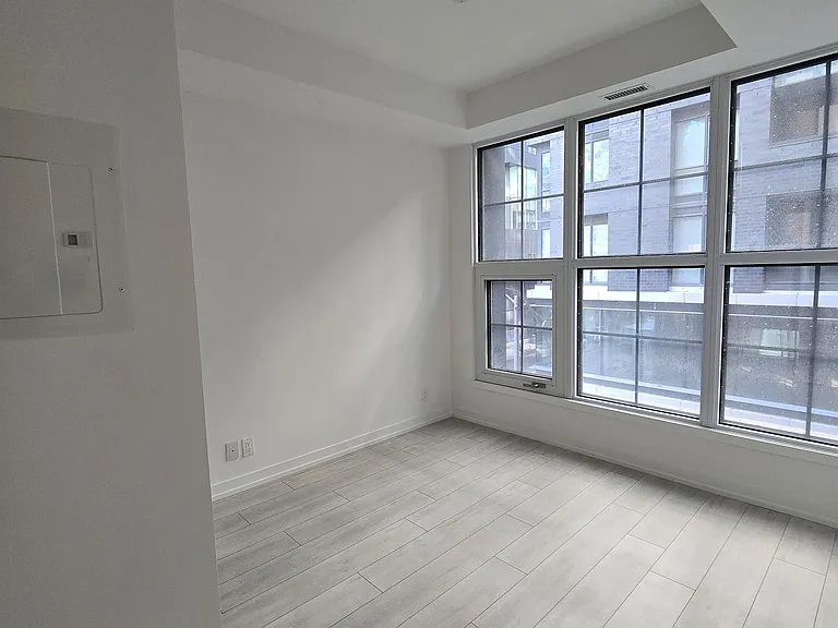55 Mercer St N #307 — Photo 12