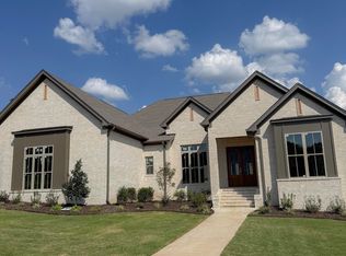1670 Southwinds Dr, Conway, AR 72034