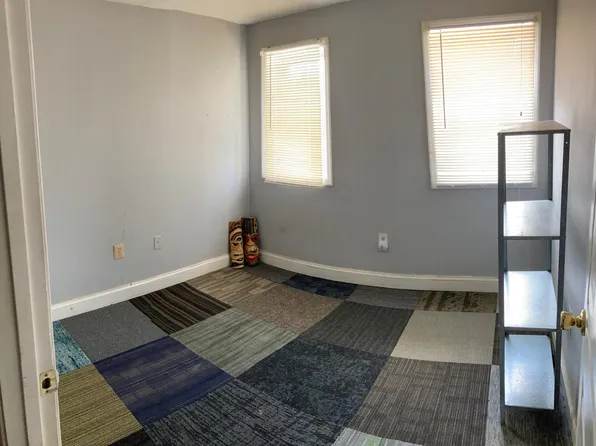 2806 Fox St, Baltimore, MD 21211