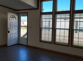 9737 Kenyon Ave, Fenton, MI