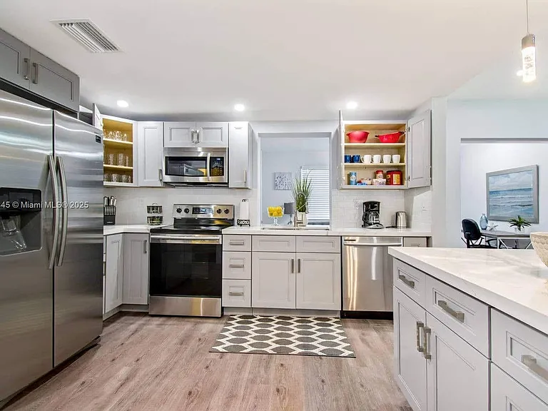 1305 Funston St — Photo 47