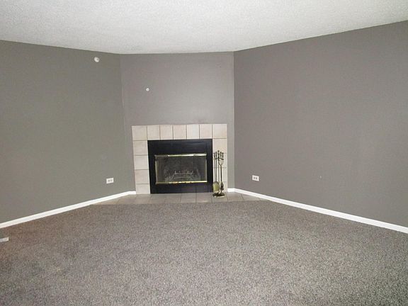 4th image of 1009 Buccaneer Dr APT 6