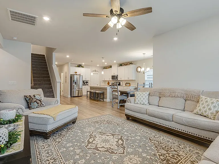 3609 Four Leaf Way — Photo 27