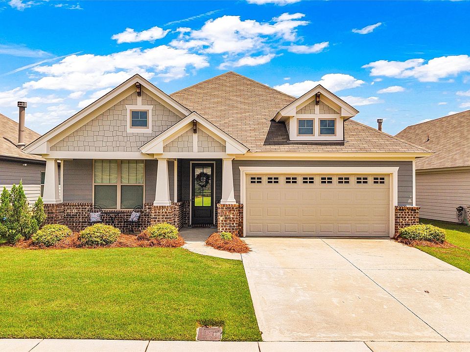 1st image of 211 Hedgefield Dr