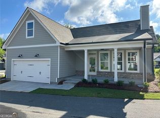 241 Saratoga Dr, Acworth, GA 30102