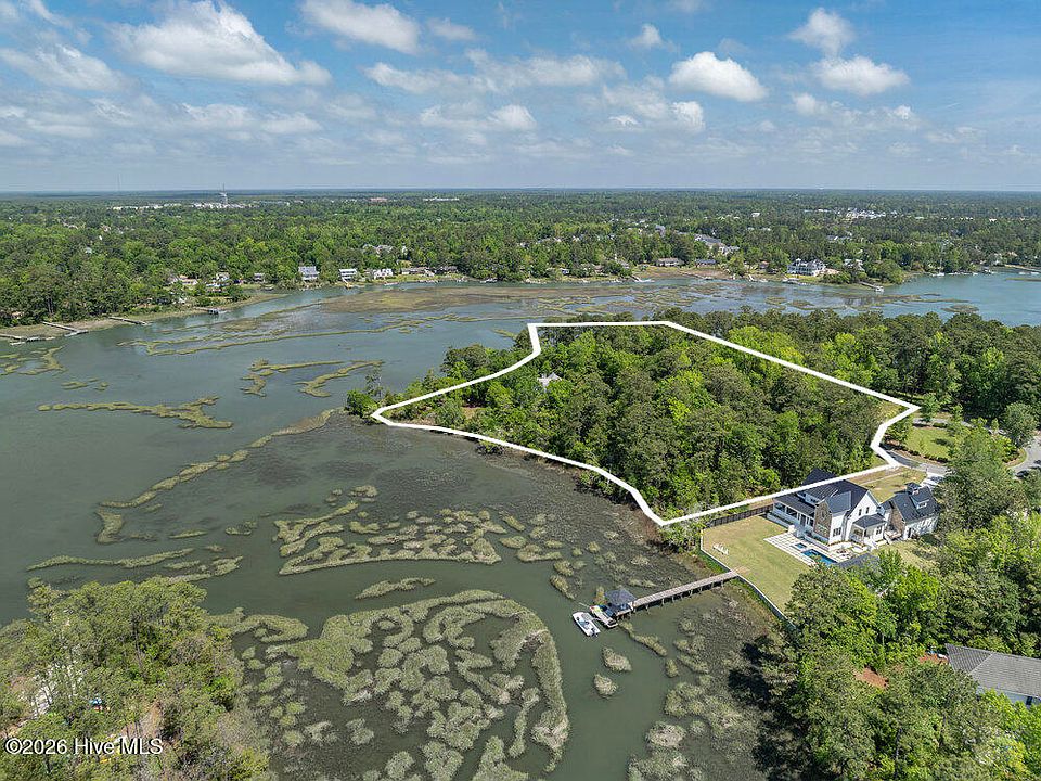 1st image of 802 Johns Orchard Lane
