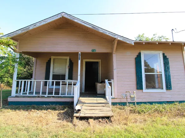 732 W Manchaca Ave, De Leon, TX 76444