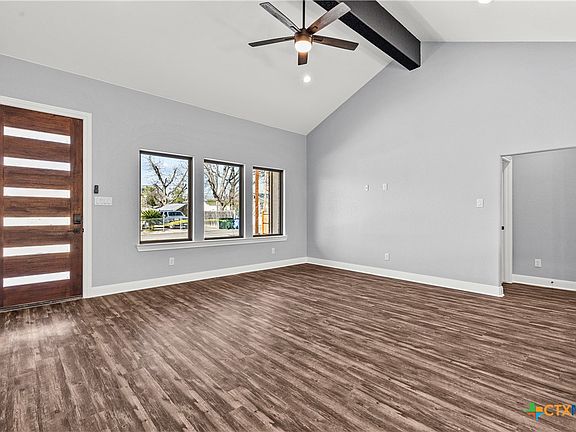 5th image of 209 Troell St