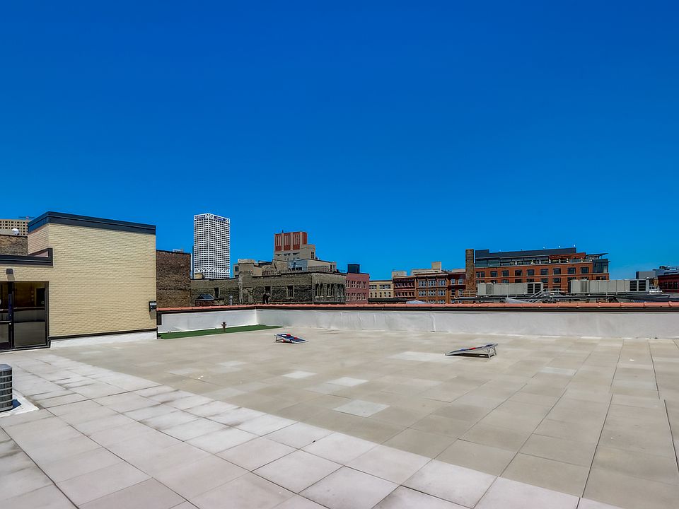 Building Photo 5