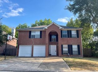 8360 Golf Green Cir, Houston, TX 77036