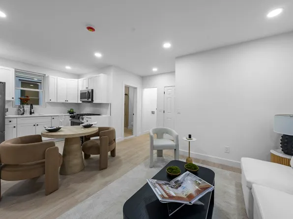 336a Danforth Avenue image 7 of 27