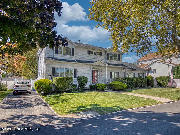3rd image of 38 Barton Ave