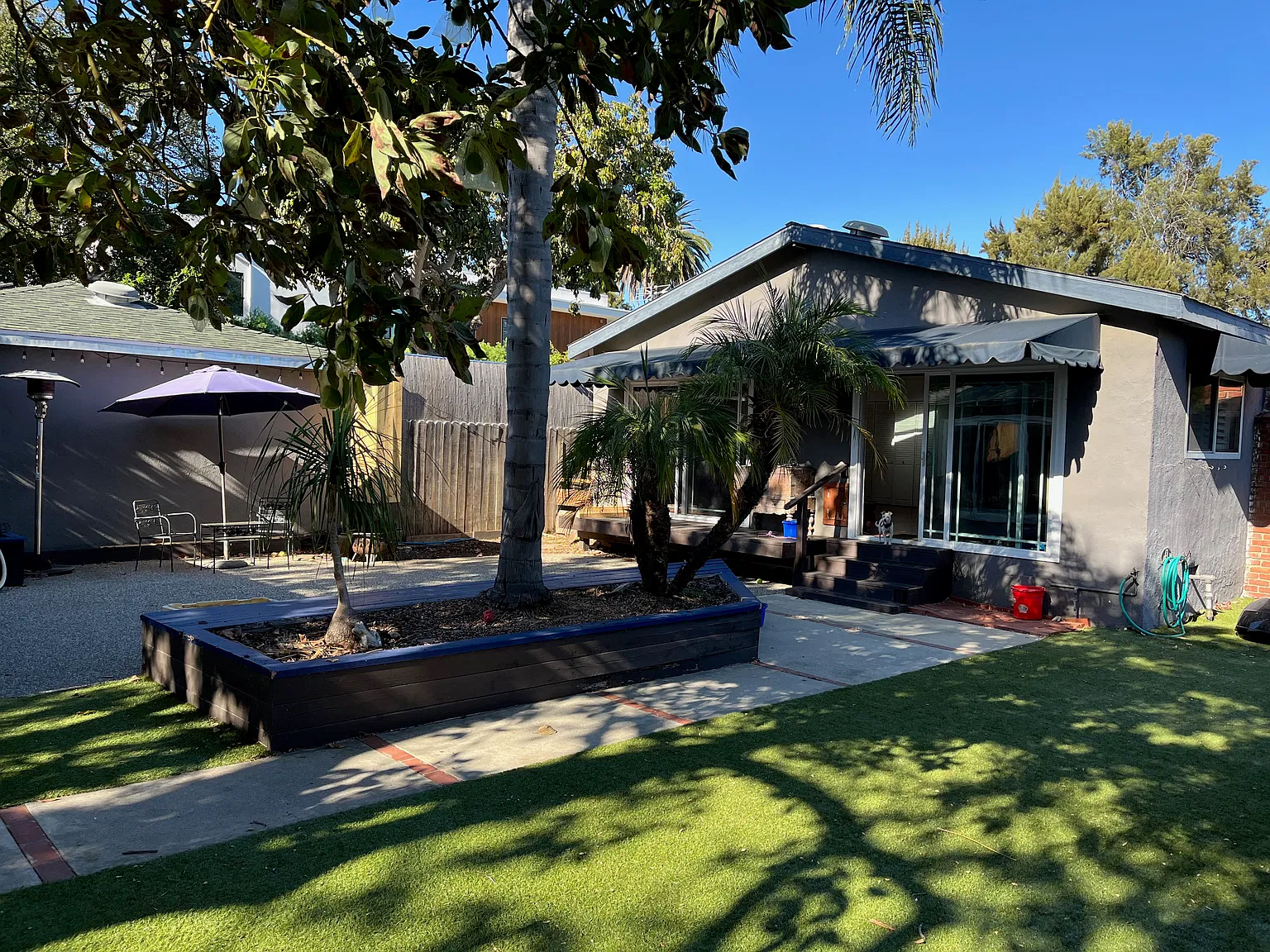 3677 Barry Ave — Photo 4