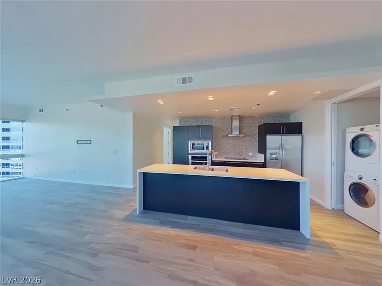 4471 Dean Martin Dr #2209 — Photo 8