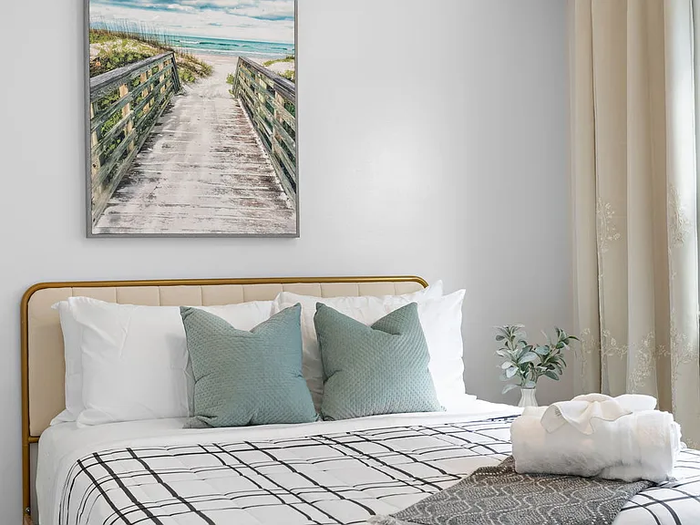 86 W 10th St #2 — Photo 28