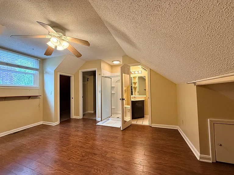 1819 Wedgewood Ave — Photo 8