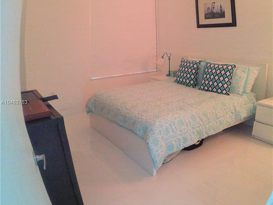 1st image of 952 Brickell Ave #4306