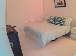 952 Brickell Ave #4306, Miami, FL 33131